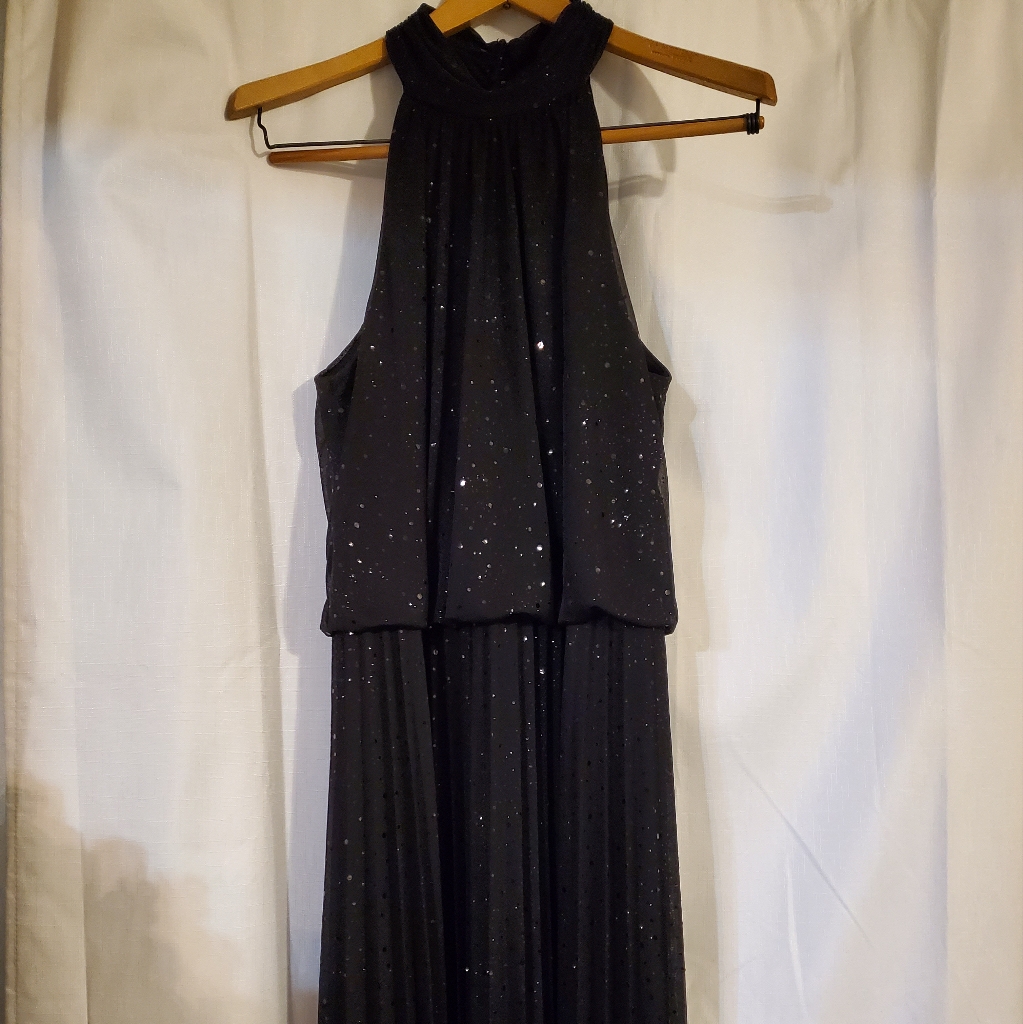 Betsy & Adam Halter Gown Black Size 14